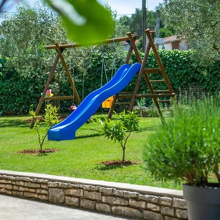 Hébergement de vacances Viktori Rovinjsko Selo