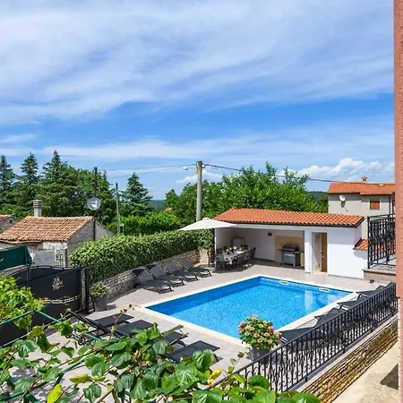 Hébergement de vacances Viktori