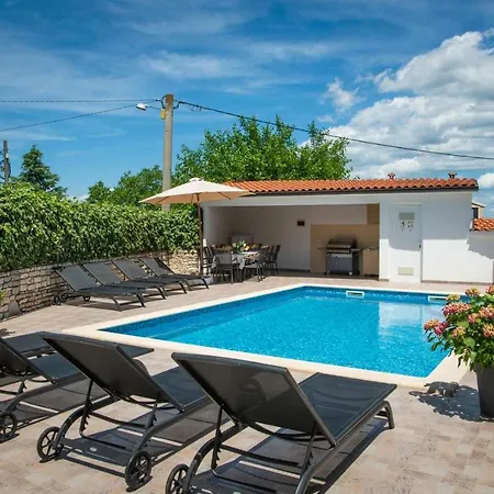 Viktori Holiday home Rovinjsko Selo