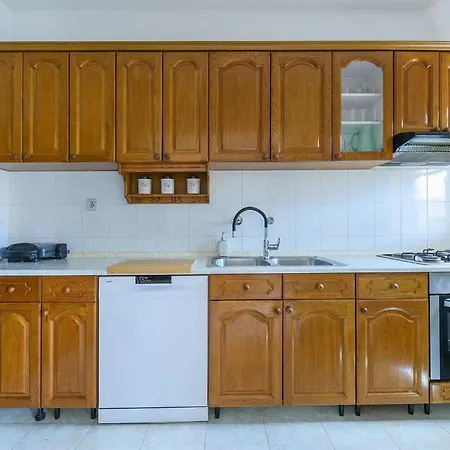 Viktori Holiday home
